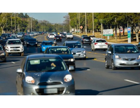 Campanha Maio Amarelo convida motoristas a desacelerarem nas rodovias
